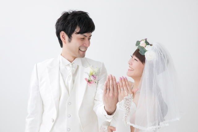 エニーブライダルで取り扱い中のタキシードの特徴と魅力 – Annie Bridal