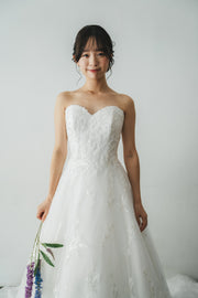 2024 New Arrival  ウェディングドレス（Sara)　中野店