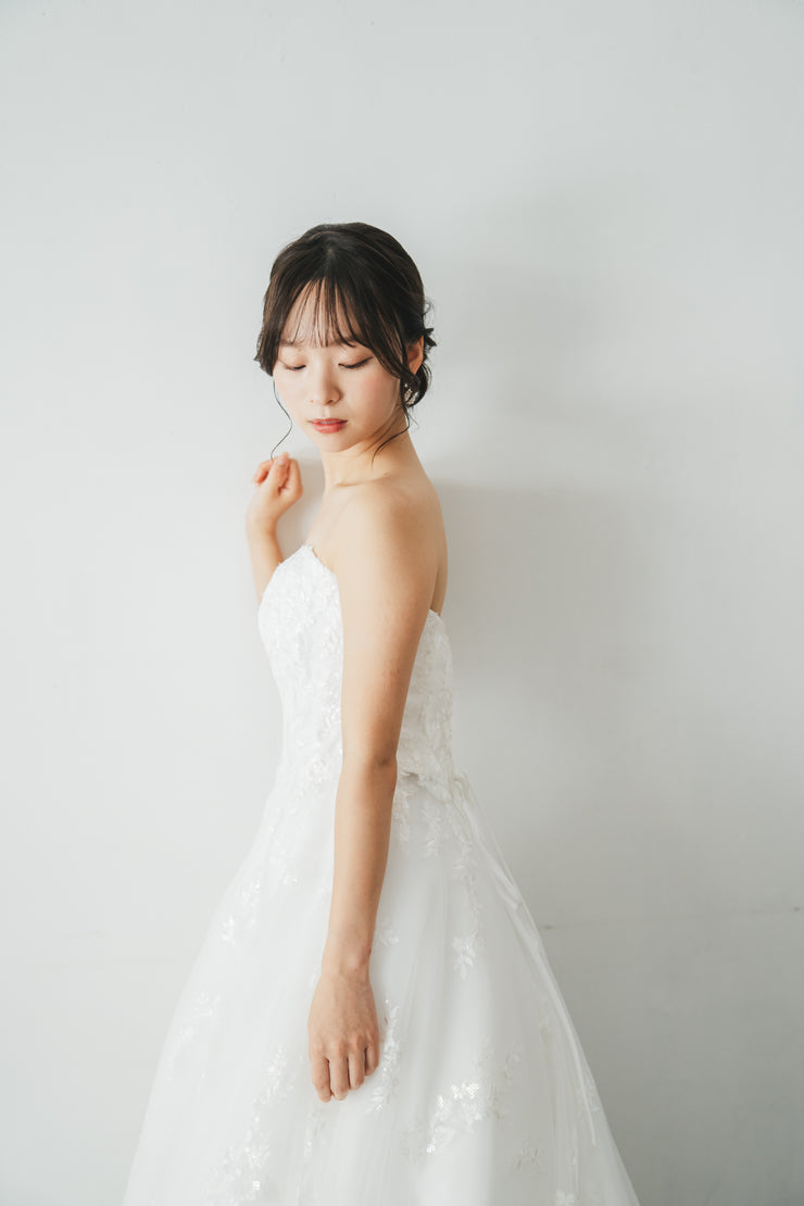 2024 New Arrival  ウェディングドレス（Sara)　中野店