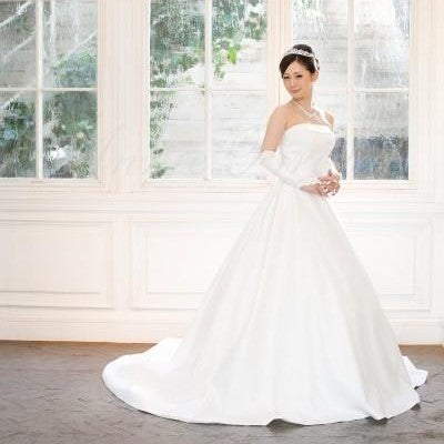 大阪店で試着可能なウェディングドレス|Annie Bridal