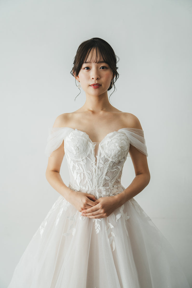 2024 New Arrival  ウェディングドレス（Marsa)　中野店