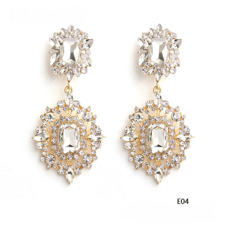E04　Gold