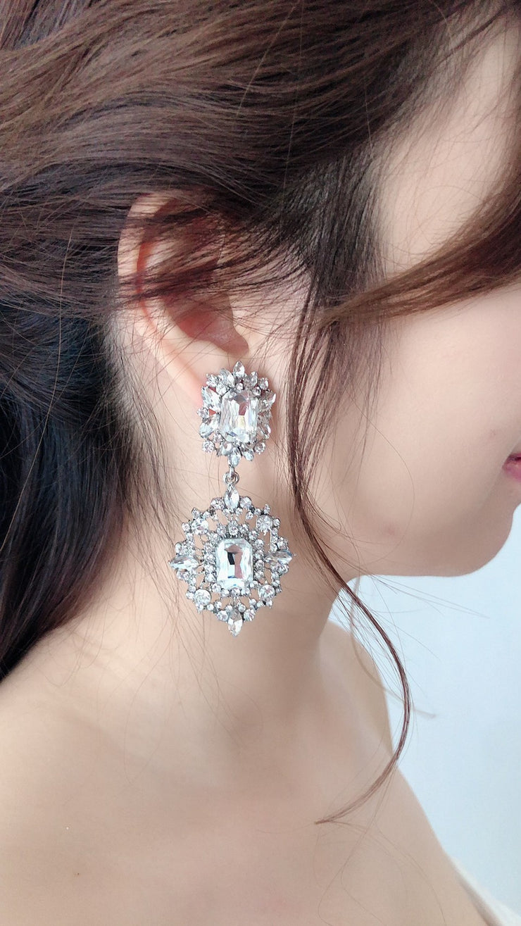 E05　Silver