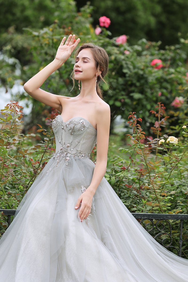 Tia/ﾃｨｱ 【中野店(本店)】 – Annie Bridal